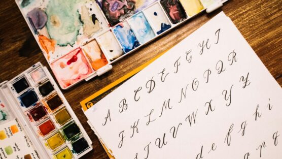 Lettering: Do zero ao seu primeiro projeto (guia completo)