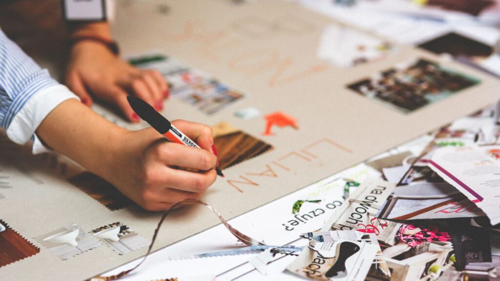 Scrapbook para iniciantes: O guia completo para criar memórias