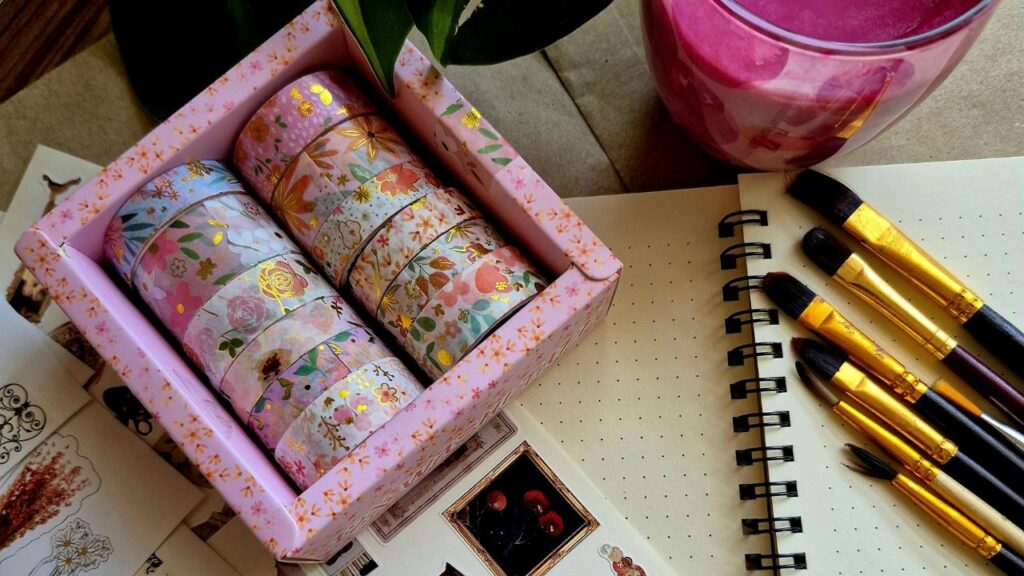 O que é washi tape e por que a gente nunca tem fita demais